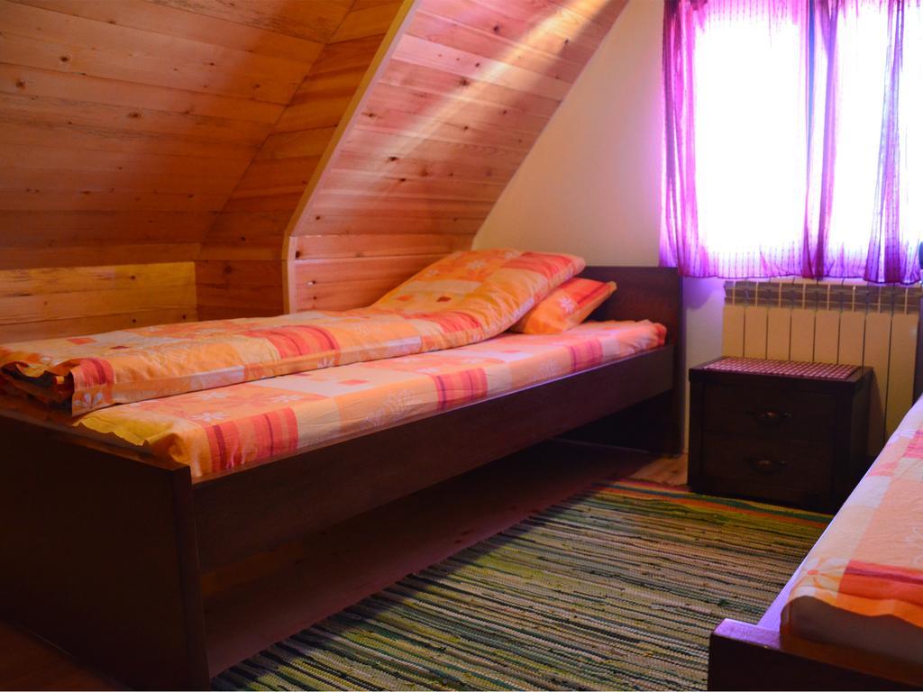 Family Apartments Zabljak  Room photo
