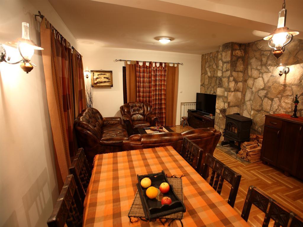 Family Apartments Zabljak  Exterior photo